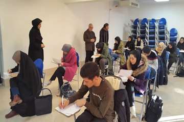 بازدید رئیس دانشگاه از جلسه امتحانات